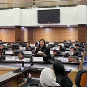 EXCO kagum lihat pendebat muda cekap berbahas, lontar fakta tepat, bernas