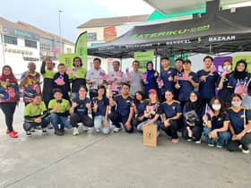 Hari Kemerdekaan: ADN Kota Anggerik agih lebih 1,000 Jalur Gemilang