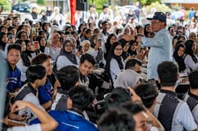 Kerajaan ingin perkenal sekolah khas untuk anak golongan paling miskin