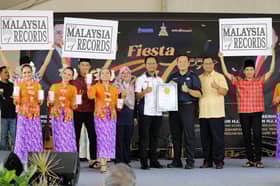 Selangor diiktiraf Malaysia Book of Records, edar 100,000 cucuk sate percuma