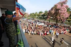 Borneo Tour: Local traders grateful for visit by king's entourage