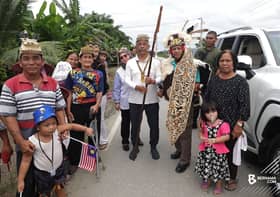 Penduduk gamat Agong dendang lagu puji gadis Sarawak