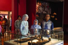 Tengku Permaisuri Norashikin graces kebaya exhibition