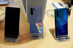 China Q3 smartphone sales down 5pct, but Huawei boosts share