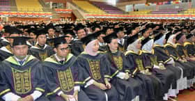 Selangor continues higher education students’ cash incentives
