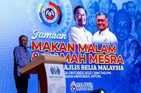 Anwar announces RM1 mln fund for Malaysian Youth Council Alumni Foundation