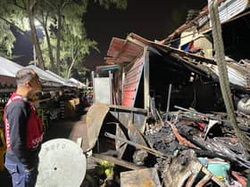 Suami isteri tanggung rugi hampir RM40,000 gerai makanan terbakar