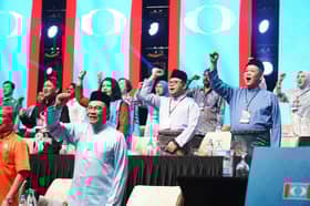 Angkat martabat orang Melayu dengan ilmu, bukan propaganda ketakutan