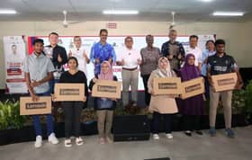 Over 1,000 job opportunities are offered on the Civil Tour at Batu Caves