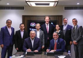 Blackberry, Malaysian govt sign cybersecurity deal