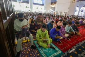 Sultan hadir bacaan Yasin, solat Jumaat sempena Hari Keputeraan ke-78