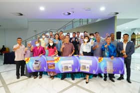 Amalan lunas cukai taksiran awal bawa tuah, warga emas menang iPhone