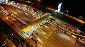 Traffic on major highways starting to build up