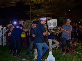 Jenazah suami isteri maut ditikam dikebumi dalam satu liang lahad