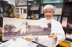 Seni bina 100 tahun gereja putih gamit pengunjung