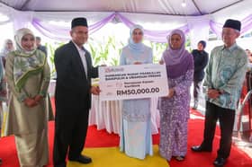Wakaf Selangor sumbang RM50,000 wakaf fisabilillah kepada Persatuan Kanser KanWork