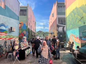 Jualan ala pasar karat di Lorong Seni @ BBST Walk Bandar Baru Salak Tinggi
