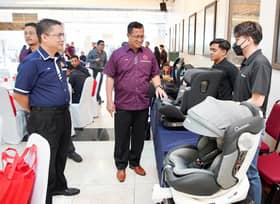 Skrin LED papar infografik kemalangan, pupuk kesedaran jaga keselamatan