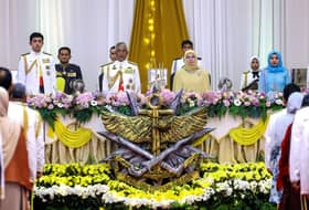 Agong, Permaisuri berangkat ke Majlis Santapan Beradat Junjung Kasih