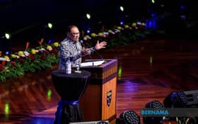 PM wants Higher Education Ministry to discard outdated bureaucracy