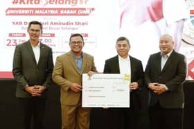 Jaga kebajikan mahasiswa negeri, RM100,000 disumbang kepada persatuan di UMS