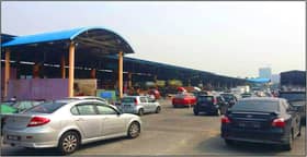 MB orders Seri Kembangan market’s battered roads repaired after public complaint