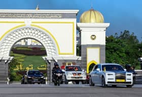 Al-Sultan Abdullah, Tunku Azizah depart Istana Negara to solemn call of Azan