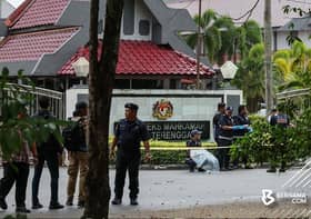 Bungkusan menyerupai bom depan Kompleks Mahkamah Kuala Terengganu