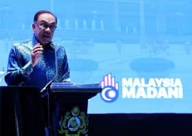 Anwar wants Customs Dept to enhance integrity, combat corruption