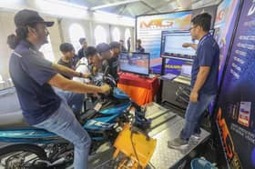 Karnival Kerjaya di program Madani gamit graduan buru pekerjaan pertama