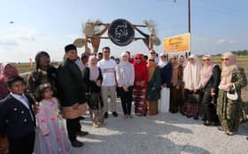 Tengku Permaisuri rasmi Pasar Budaya Palong di Sabak Bernam, jualan setiap Sabtu