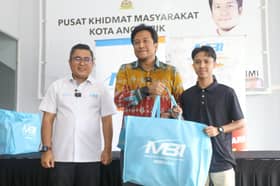 Sokong pembelajaran, bantuan komputer riba ringan beban penuntut IPT