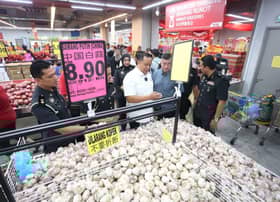 Bawang putih, lobak antara barangan dikawal harga sempena Tahun Baharu Cina