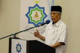 Mais to obey Sultan's decree, committed to helping special committee