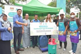 MBSJ collects 110kg used cooking oil, 602kg excess food from bazaars