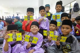 427 anak yatim daerah Sepang terima sumbangan Aidilfitri Yide