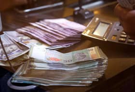 Ringgit eases against US dollar amid cautious market sentiment