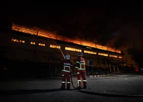 Fire breaks out at Mydin hypermarket in Manjoi