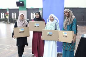 LZS sumbang 196 komputer riba, ringankan beban keluarga asnaf