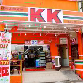 KK Supermart sues supplier over socks controversy