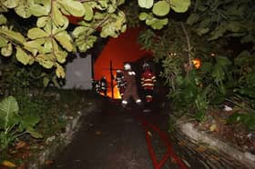 Setinggan Kampung Pandan terbakar, penduduk lari ke jalan utama