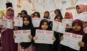 Masjid Kapitan Keling tawar pelbagai hadiah kepada kanak-kanak lengkap solat tarawih