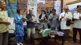 Lee hargai budaya Melayu, sasterawan puji martabat tulisan jawi