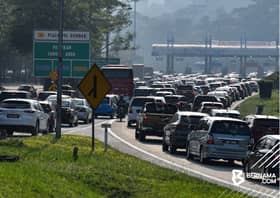 Aliran trafik di pintu masuk Kelantan mula sesak
