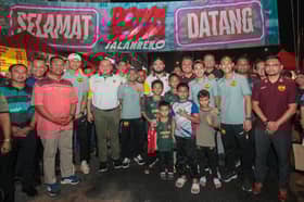 Raja Muda, pemain Selangor FC temu peminat di Downtown Jalan Reko