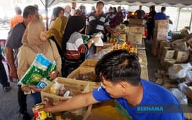 Aidilfitri Rahmah sales begin in 302 places nationwide