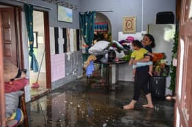 MBI distributes aid to Meru flood victims