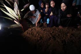 Tragedi helikopter terhempas, jenazah lapan mangsa selamat dikebumi