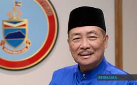 ஹஜிஜி மீண்டும் சபா முதலமைச்சராக பதவியேற்றார்