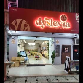 Asah bakat memasak, pemuda disleksia capai impian buka kafe sendiri